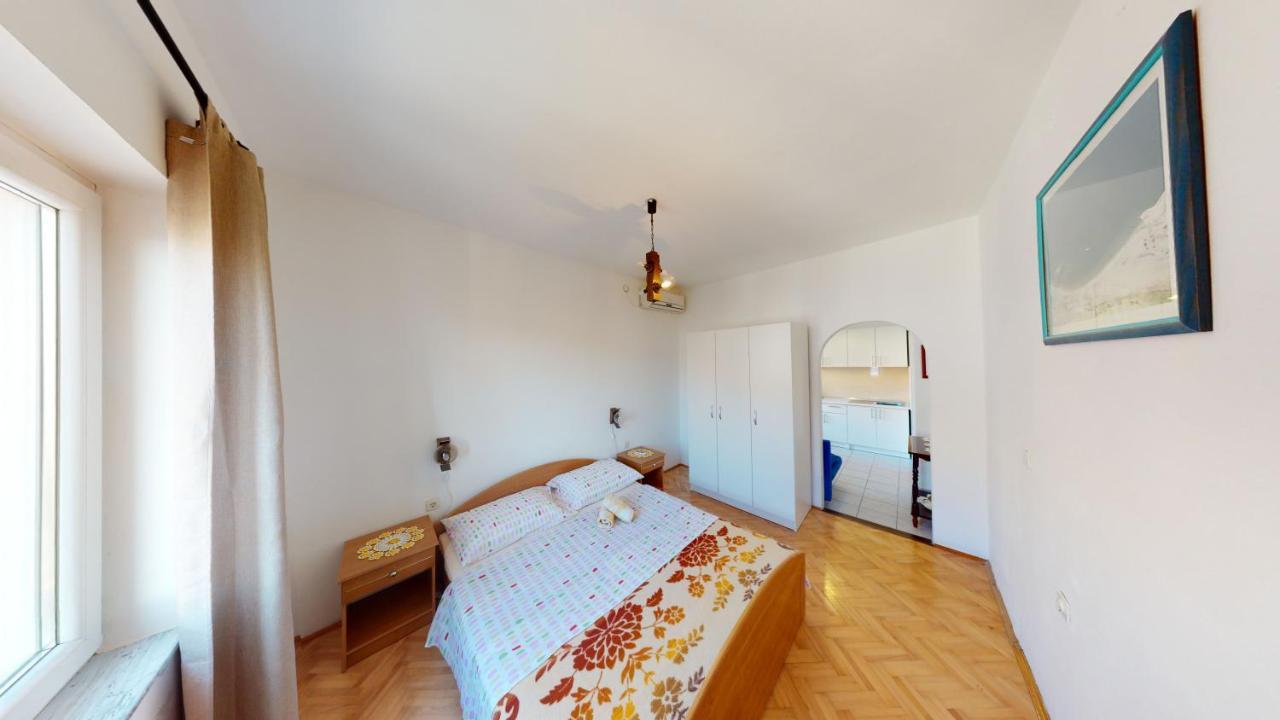 Apartments Riva เมทายนา ภายนอก รูปภาพ